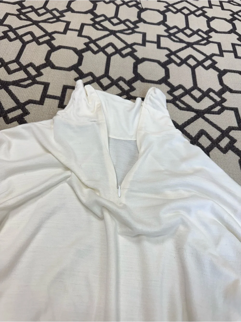 Dolce & Gabbana 100% Silk Ivory Turtleneck Long Sleeve Top IT 48